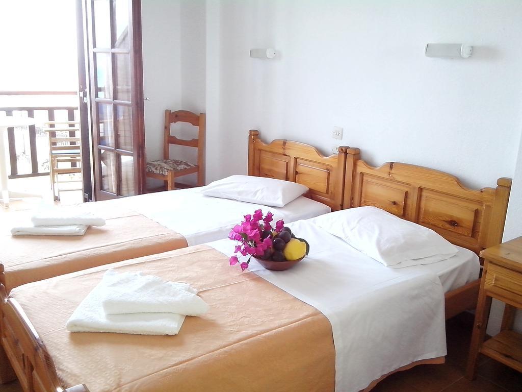 Hotel Erato Khorevtón Habitación foto